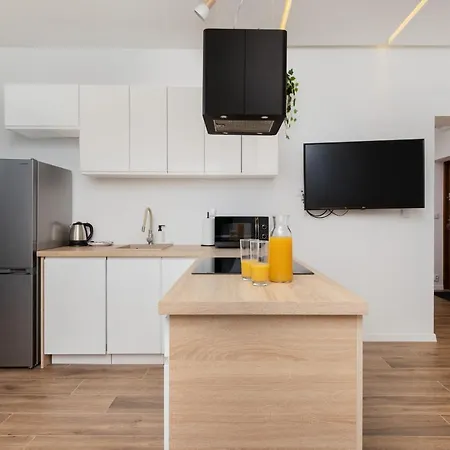 Grunwaldzka Park De Gaulle'a Wrzeszcz By Renters 格但斯克